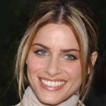 04 Amanda Peet